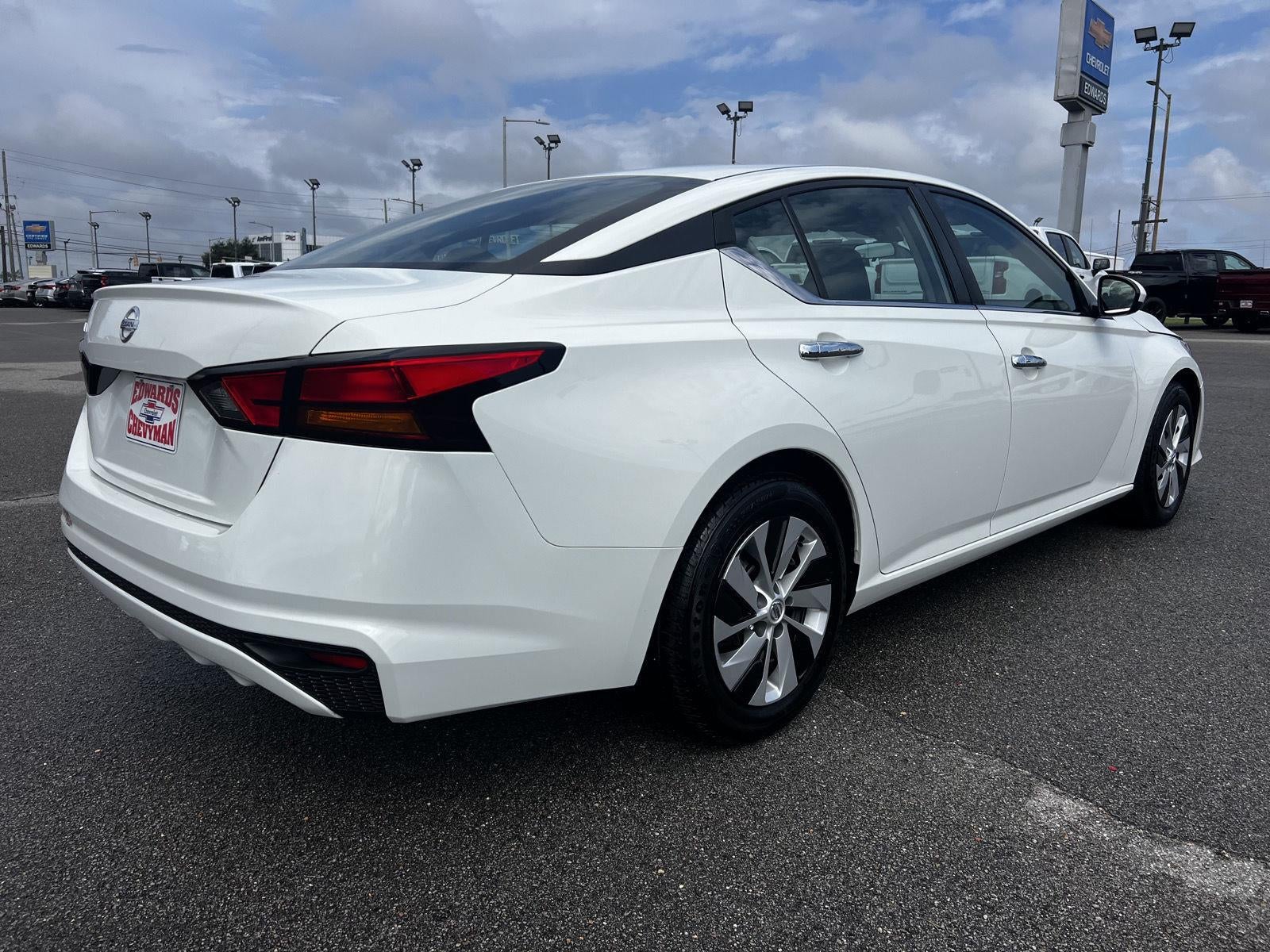 2022 Nissan Altima 2.5 S
