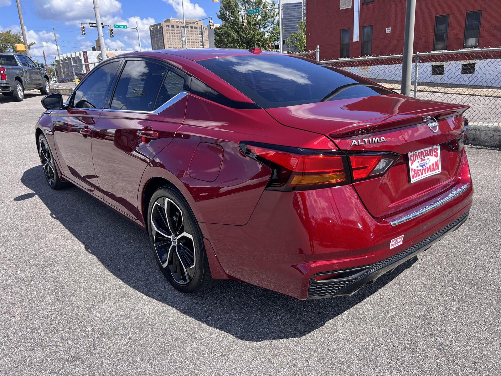 2023 Nissan Altima 2.5 SR