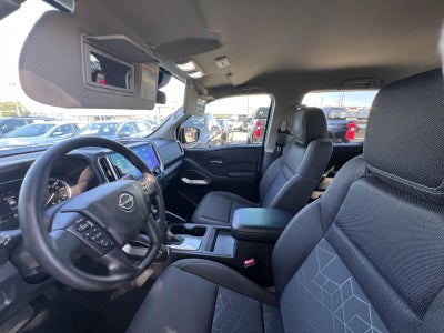 2025 Nissan Frontier SV