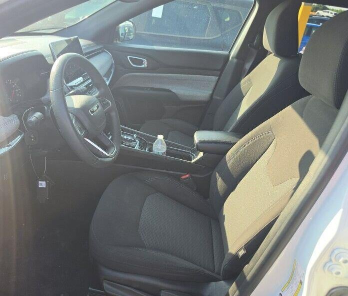 2023 Jeep Compass Sport