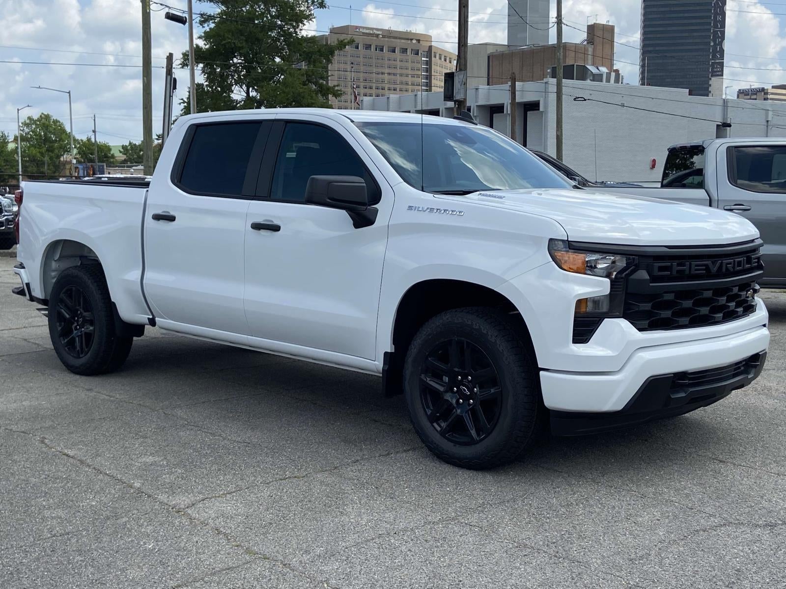 2025 Chevrolet Silverado 1500 Custom