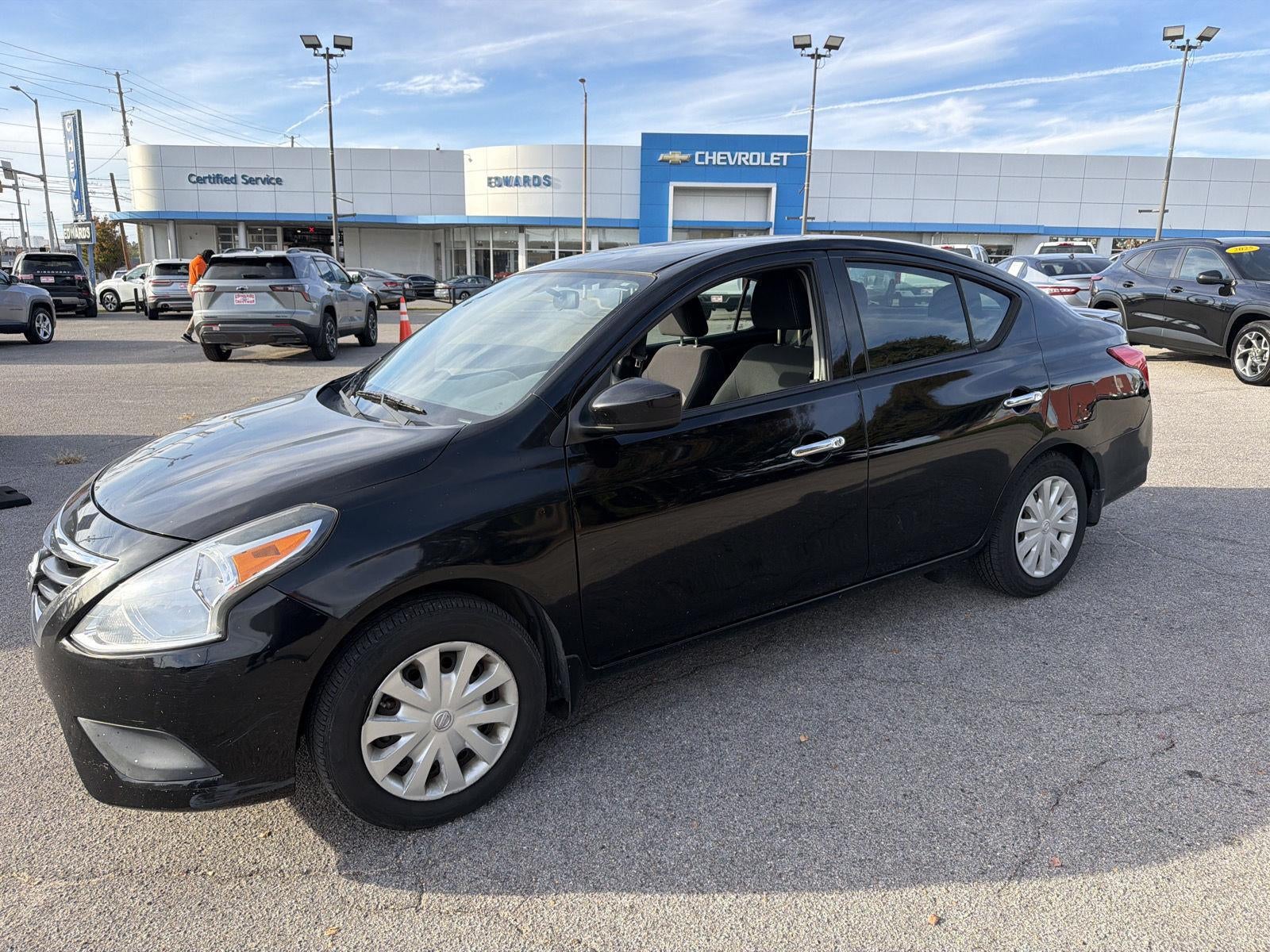 2016 Nissan Versa SV