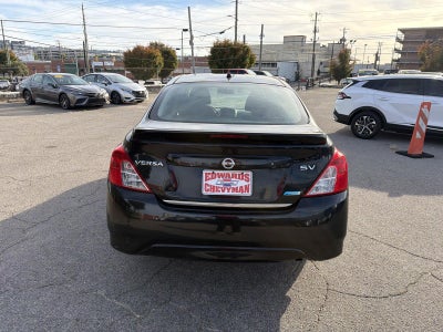 2016 Nissan Versa SV