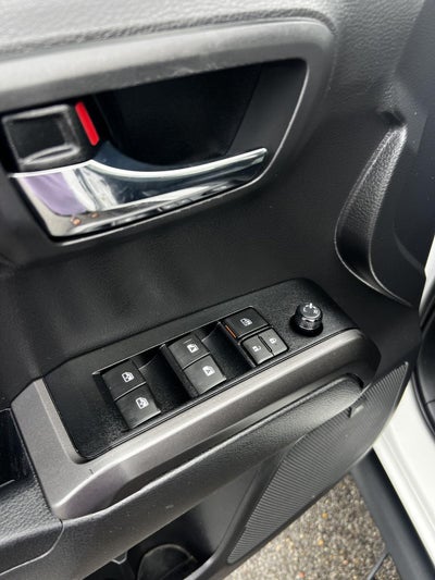 2022 Toyota Tacoma 4WD SR