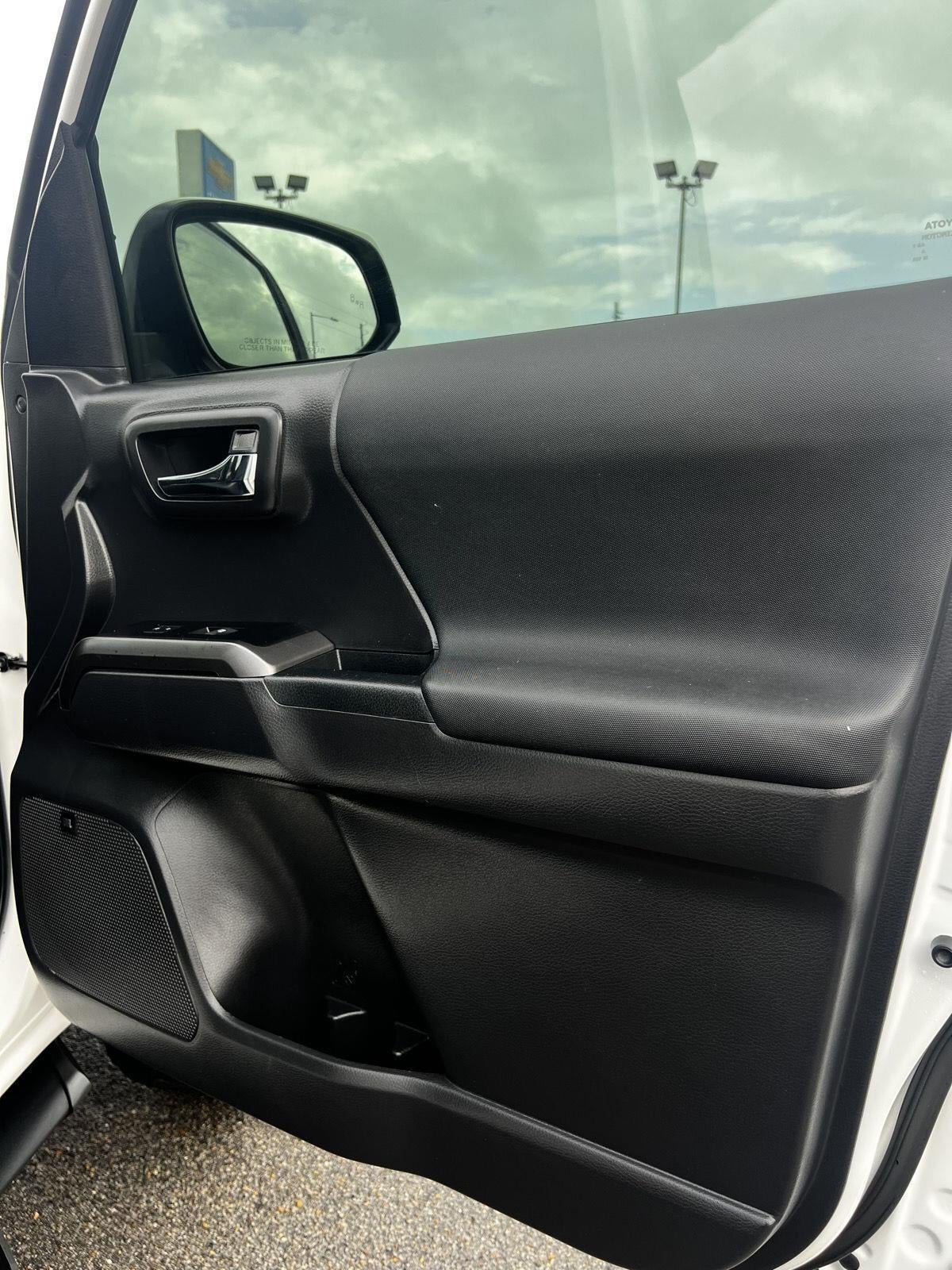 2022 Toyota Tacoma 4WD SR