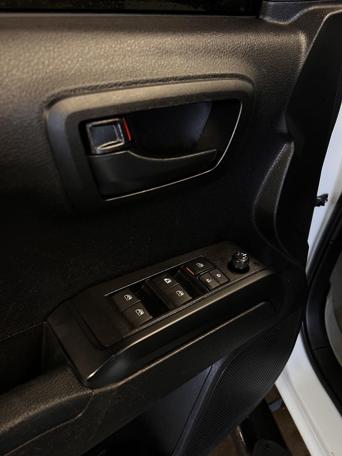 2021 Toyota Tacoma 4WD SR