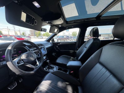 2022 Volkswagen Tiguan SE R-Line Black