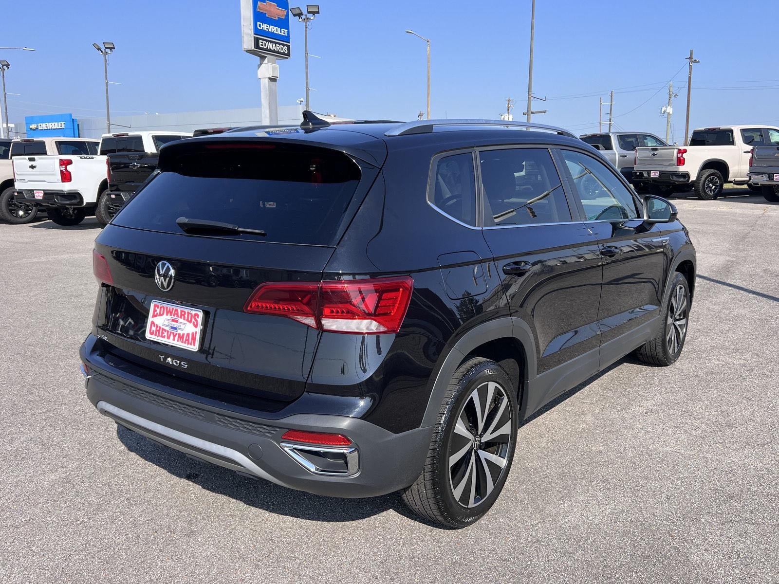 2024 Volkswagen Taos SE
