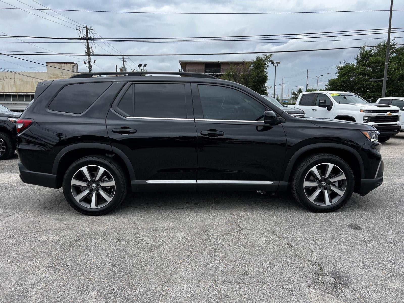 2023 Honda Pilot Elite