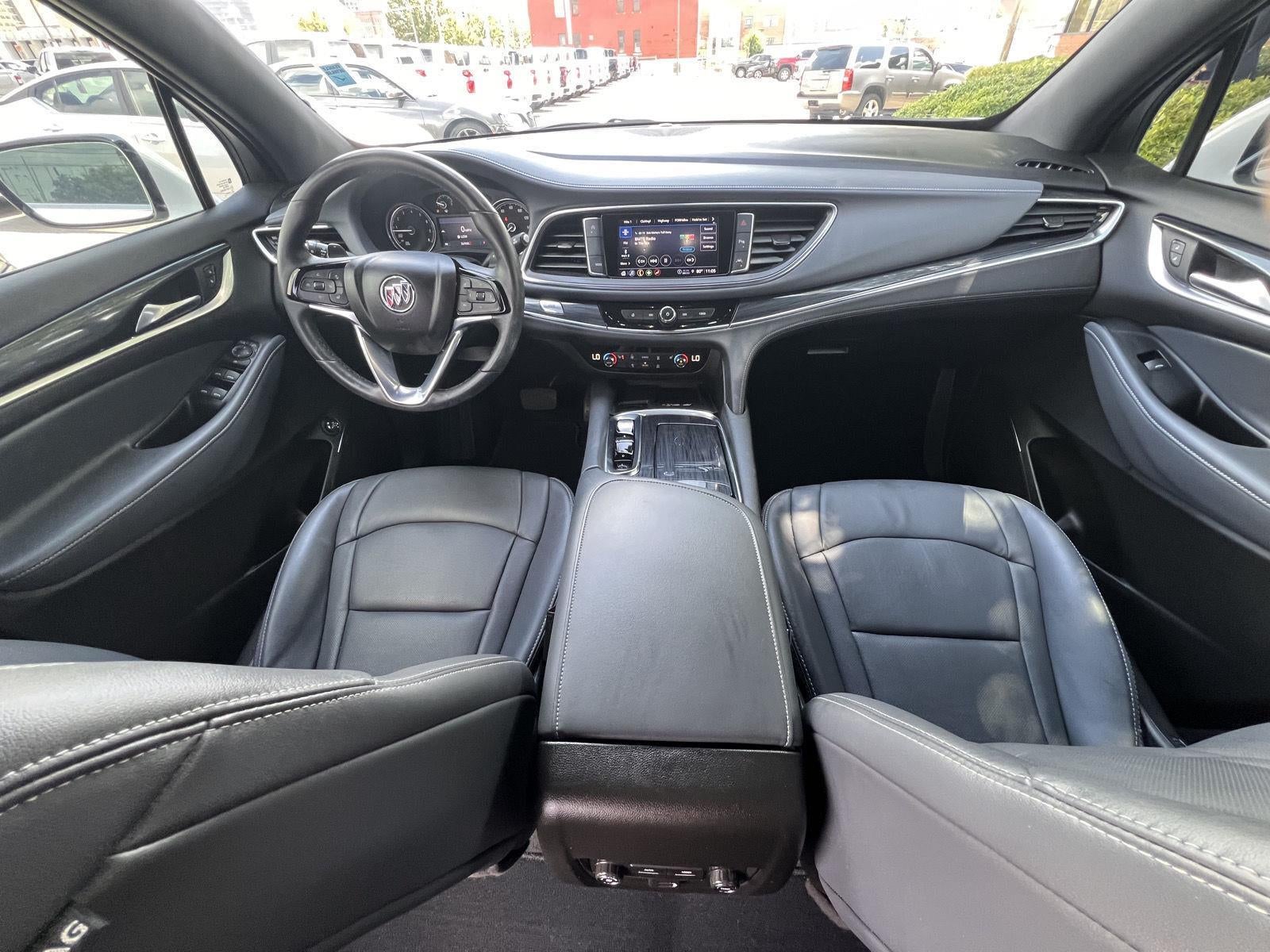 2023 Buick Enclave Essence