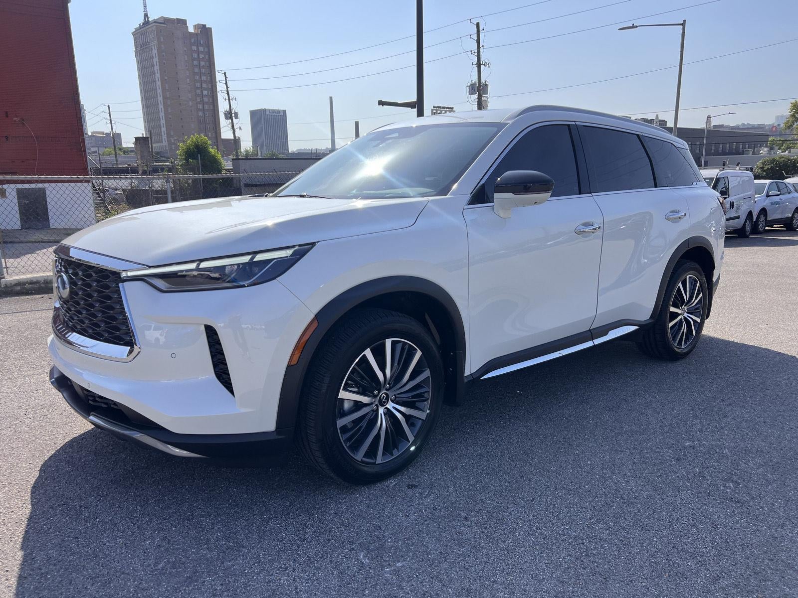 2025 INFINITI QX60 SENSORY