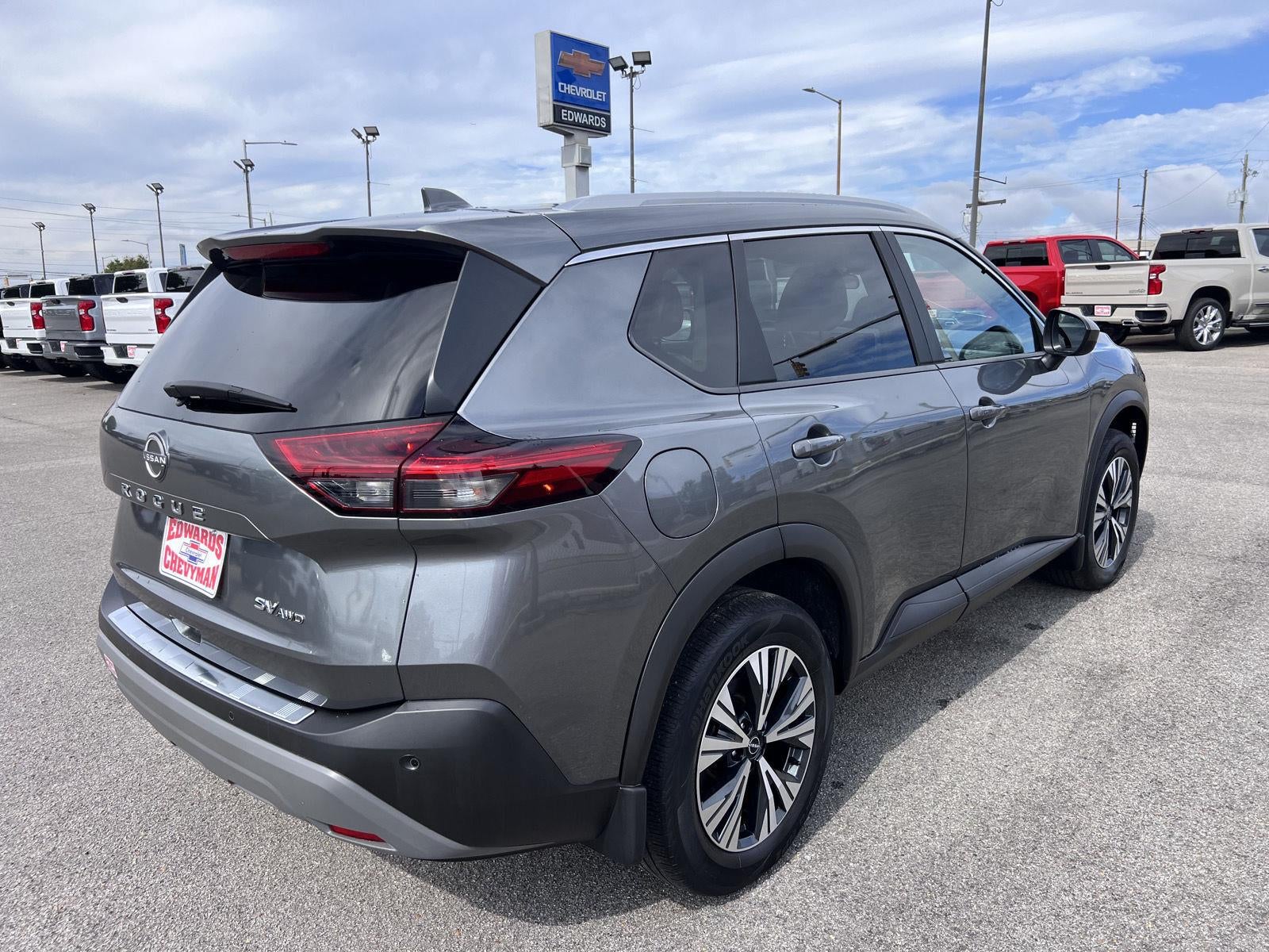 2023 Nissan Rogue SV
