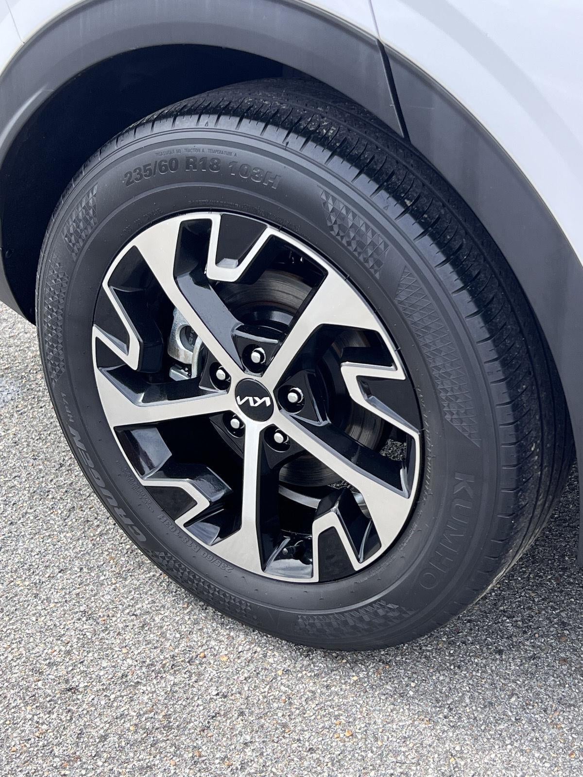 2023 Kia Sportage EX