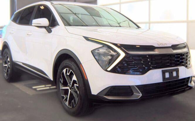 2023 Kia Sportage EX