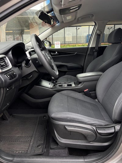 2018 Kia Sorento LX
