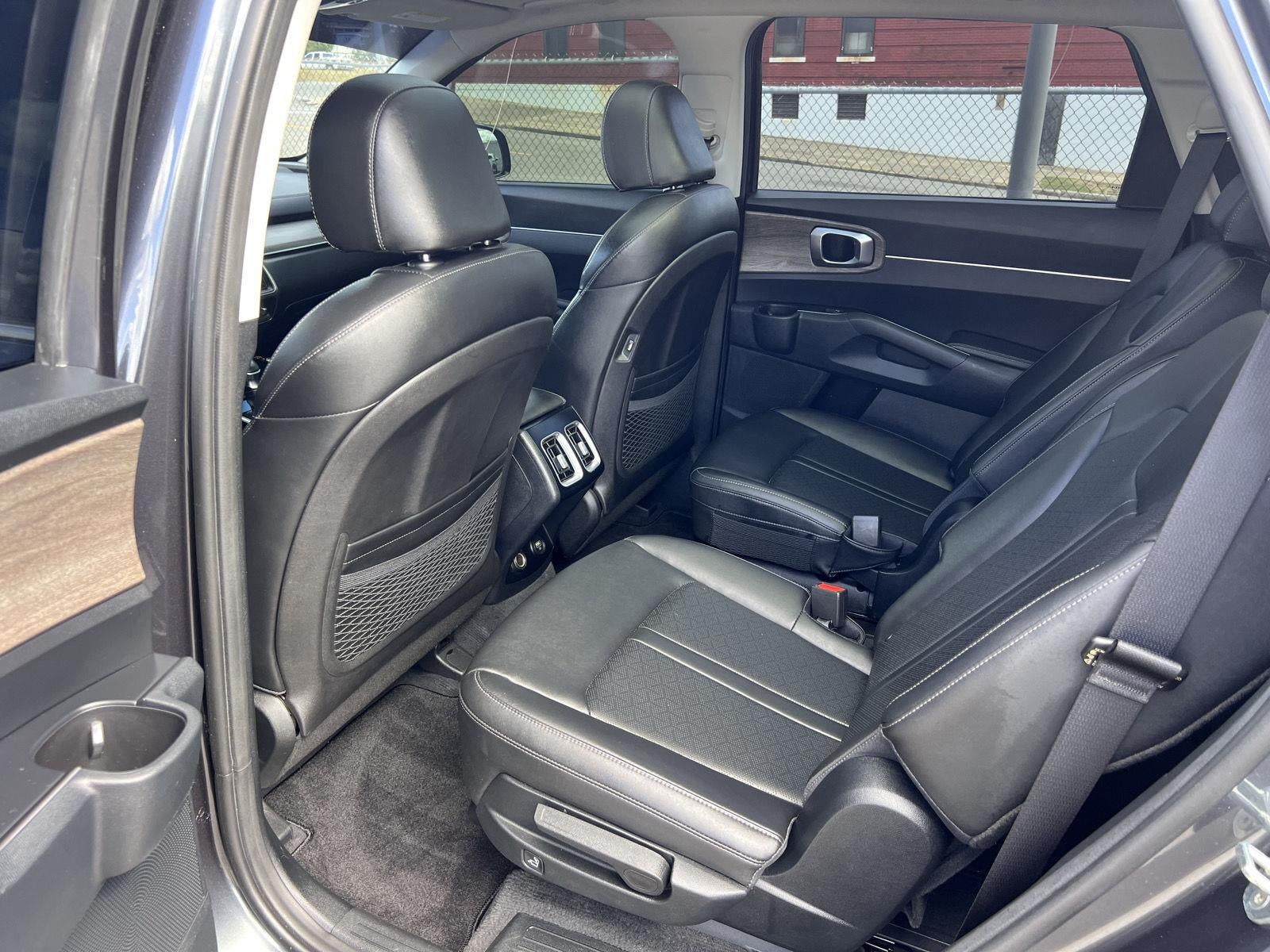 2022 Kia Sorento EX