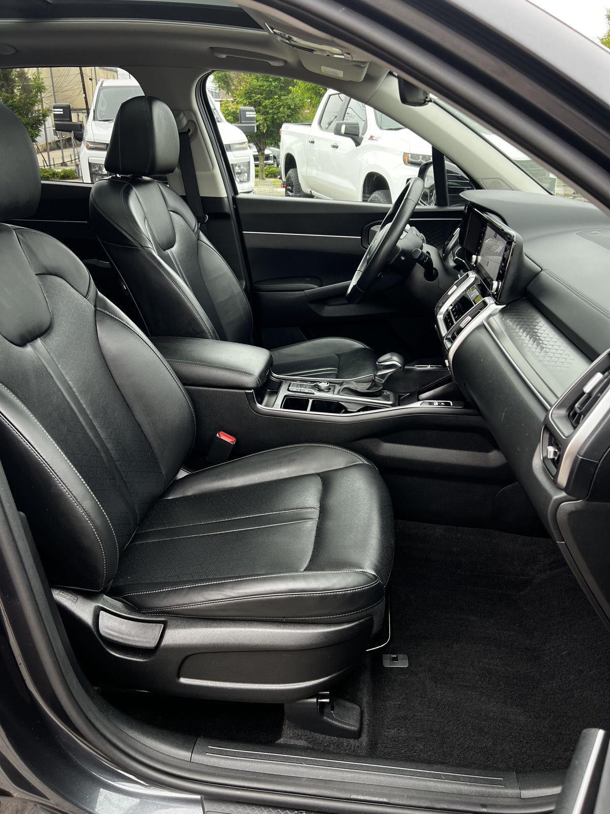 2023 Kia Sorento S