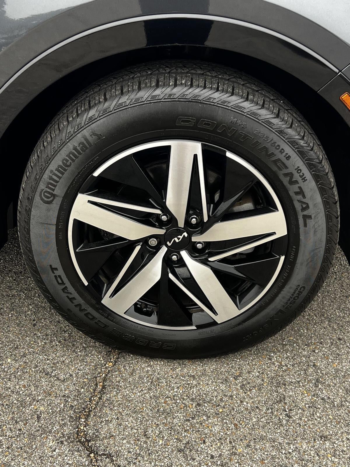 2023 Kia Sorento S