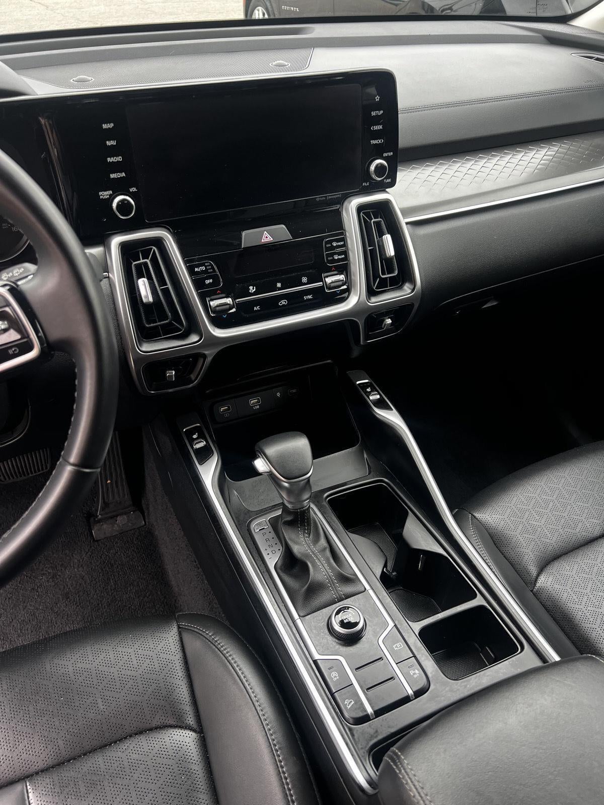 2023 Kia Sorento S