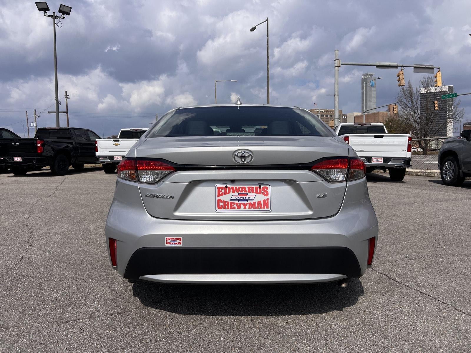 2022 Toyota Corolla LE