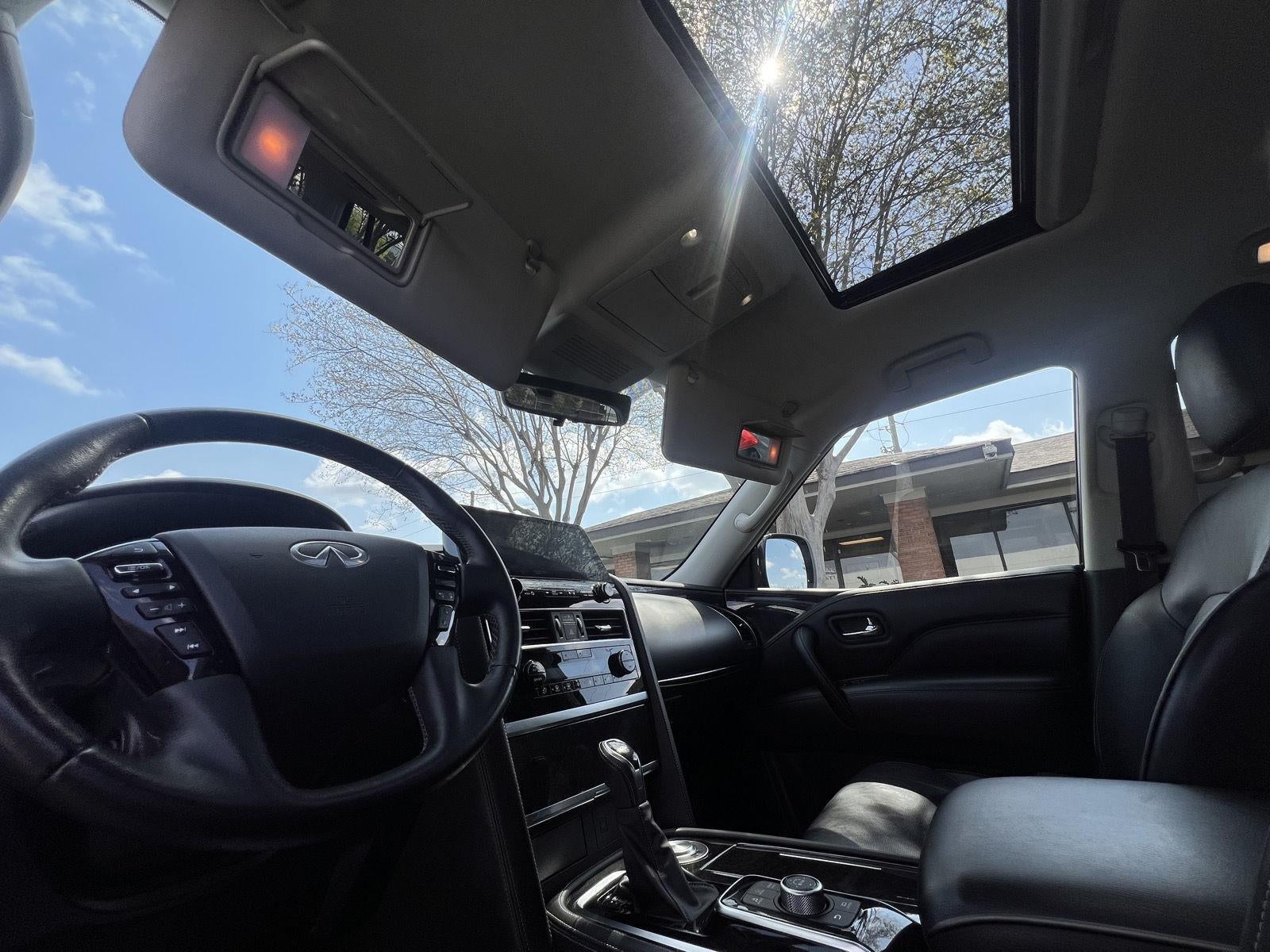 2024 INFINITI QX80 LUXE