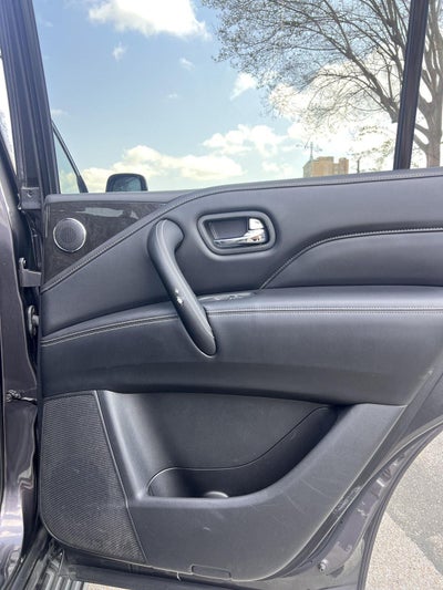 2024 INFINITI QX80 LUXE