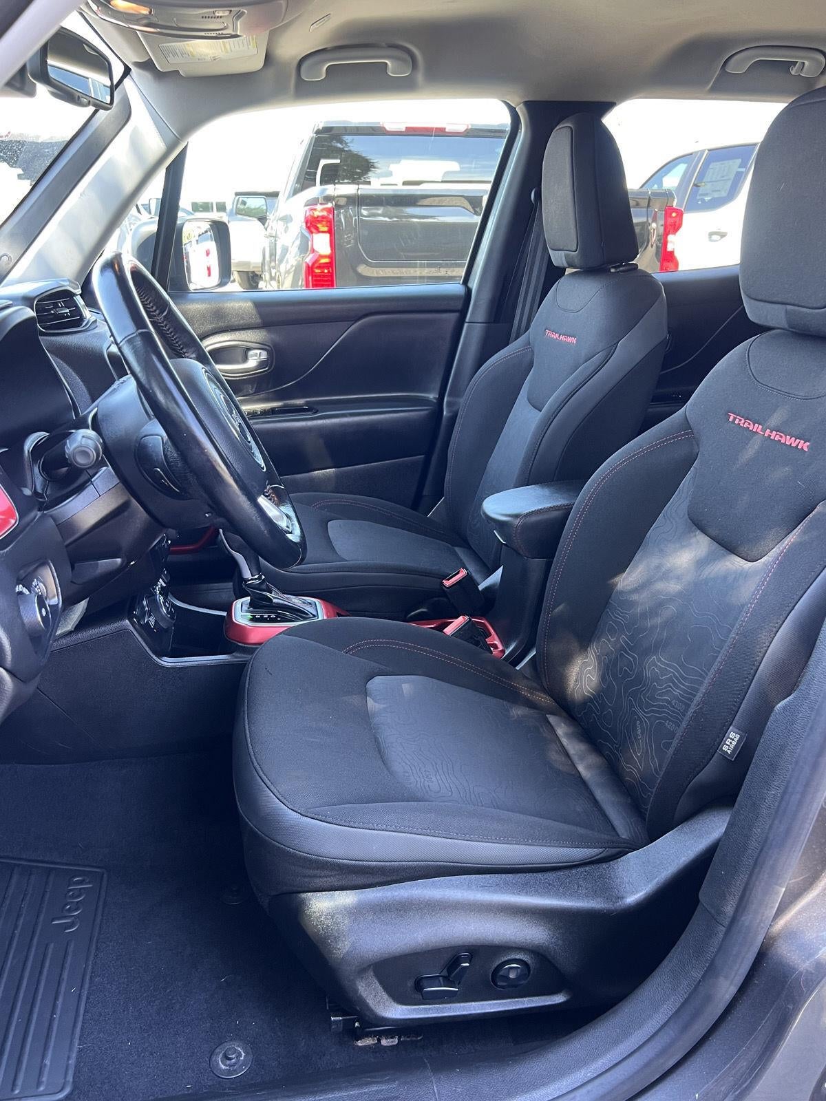 2021 Jeep Renegade Trailhawk