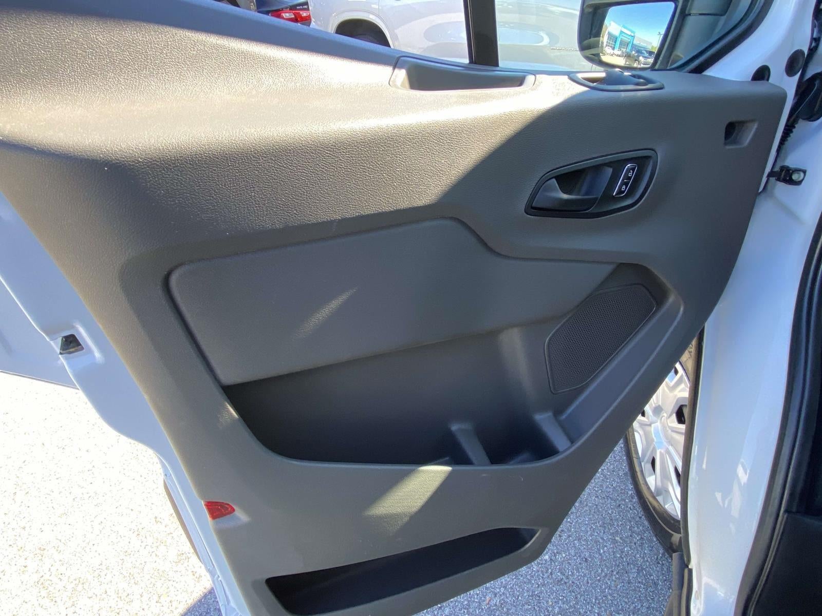 2023 Ford Transit Passenger Wagon XL