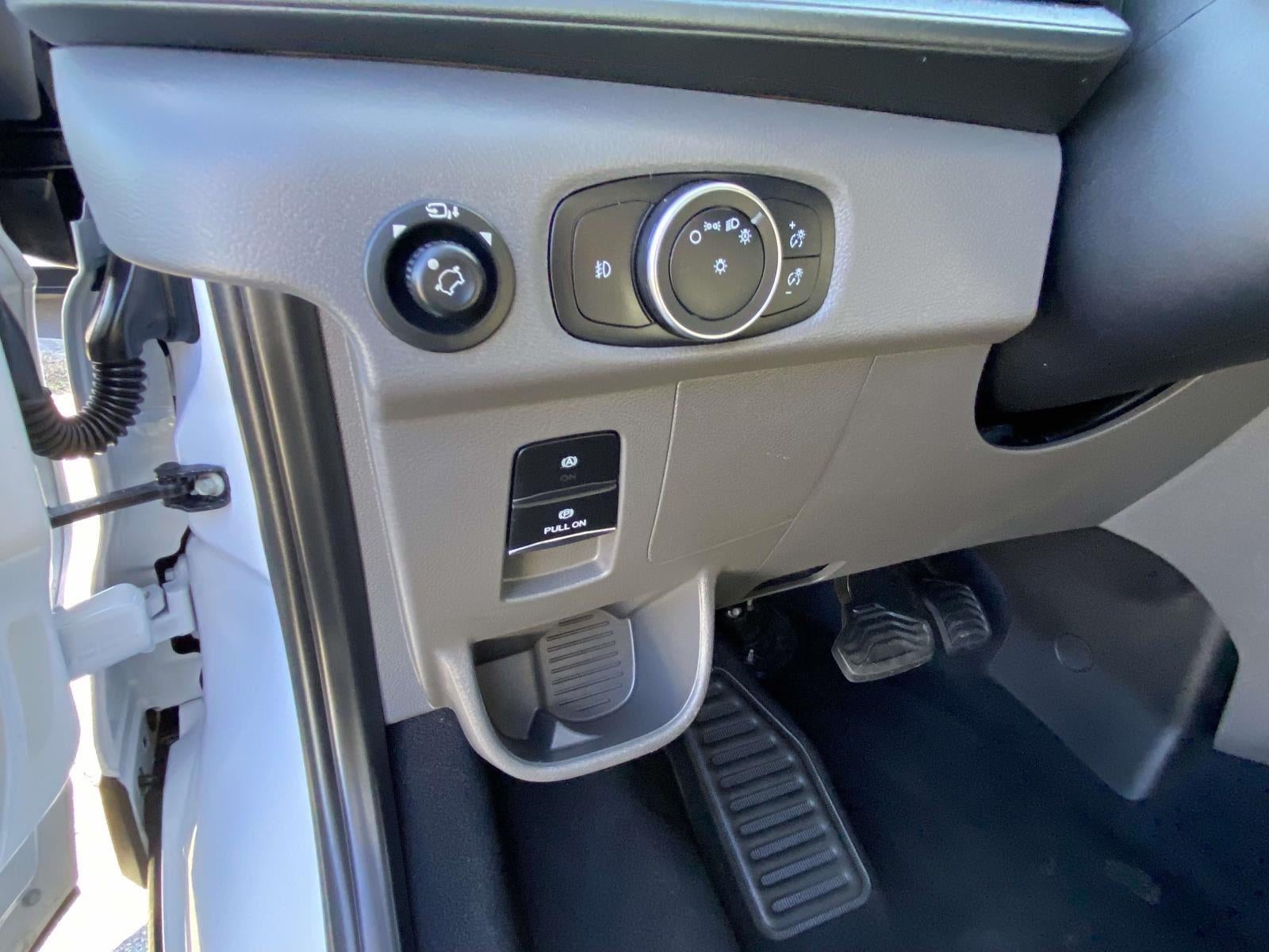 2023 Ford Transit Passenger Wagon XL