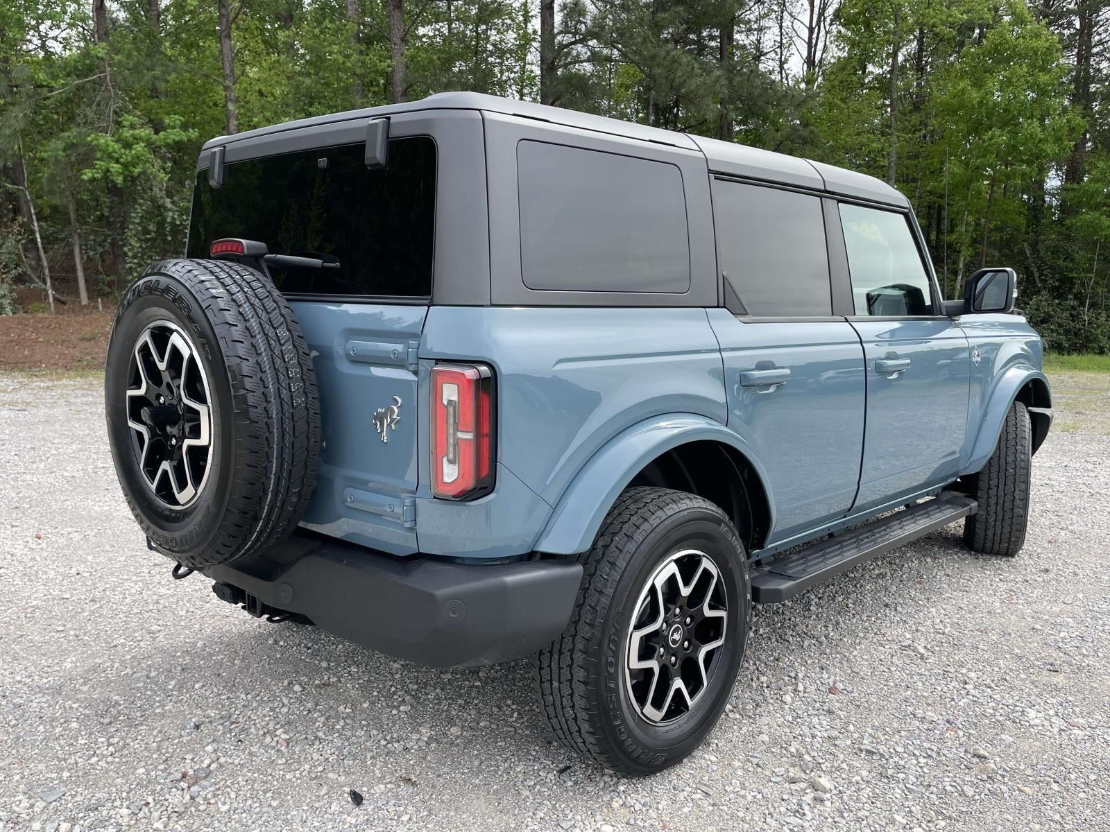 2023 Ford Bronco Base