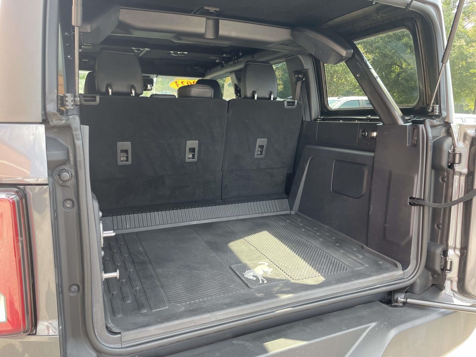 2023 Ford Bronco Base
