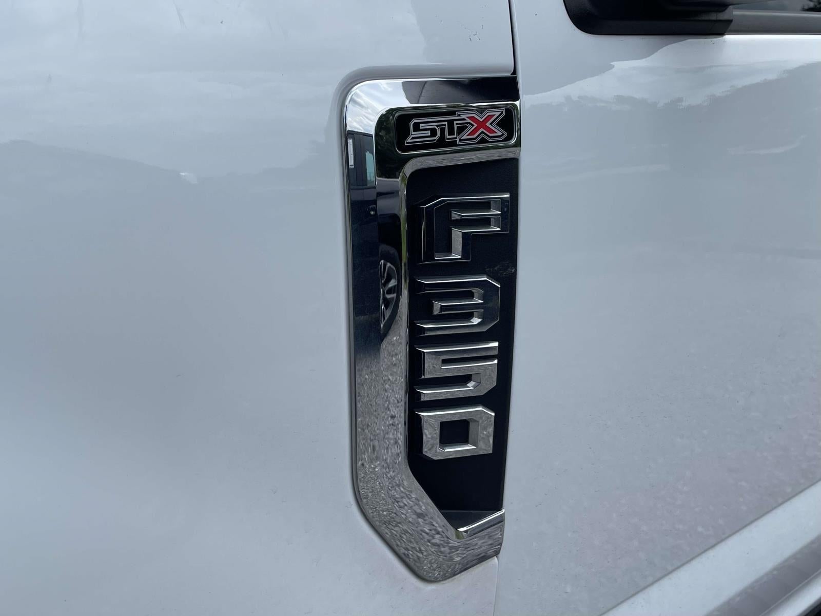 2022 Ford Super Duty F-350 SRW XL