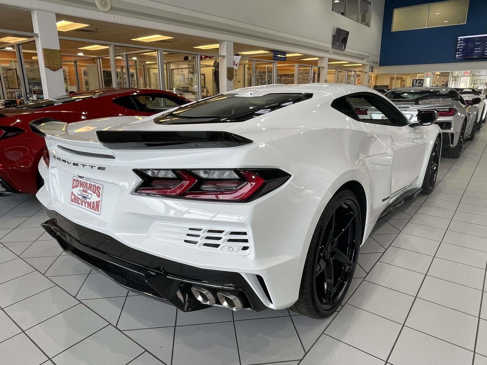 2025 Chevrolet Corvette E-Ray 1LZ
