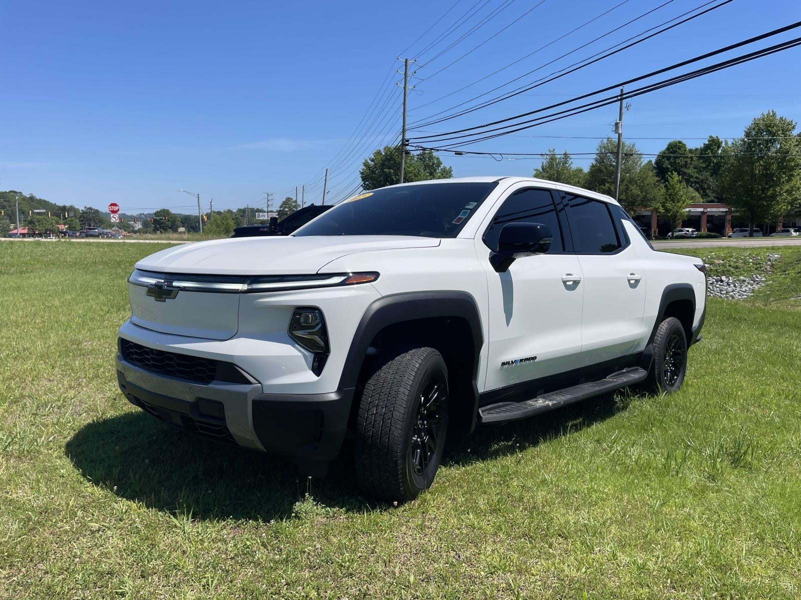 2025 Chevrolet Silverado EV LT - Extended Range