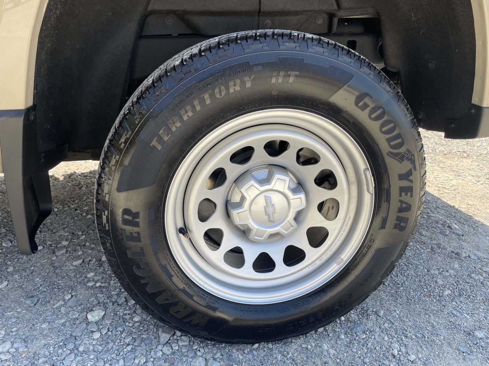 2024 Chevrolet Colorado WT