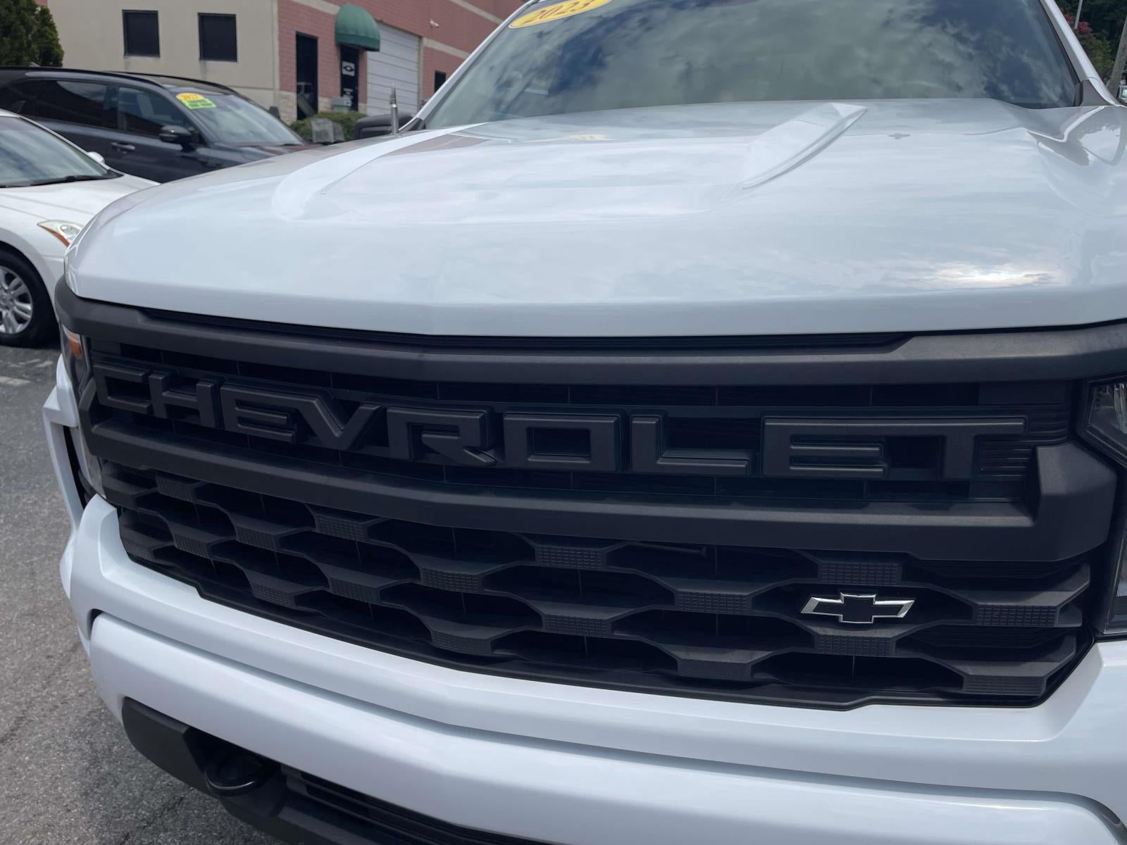 2023 Chevrolet Silverado 1500 Custom