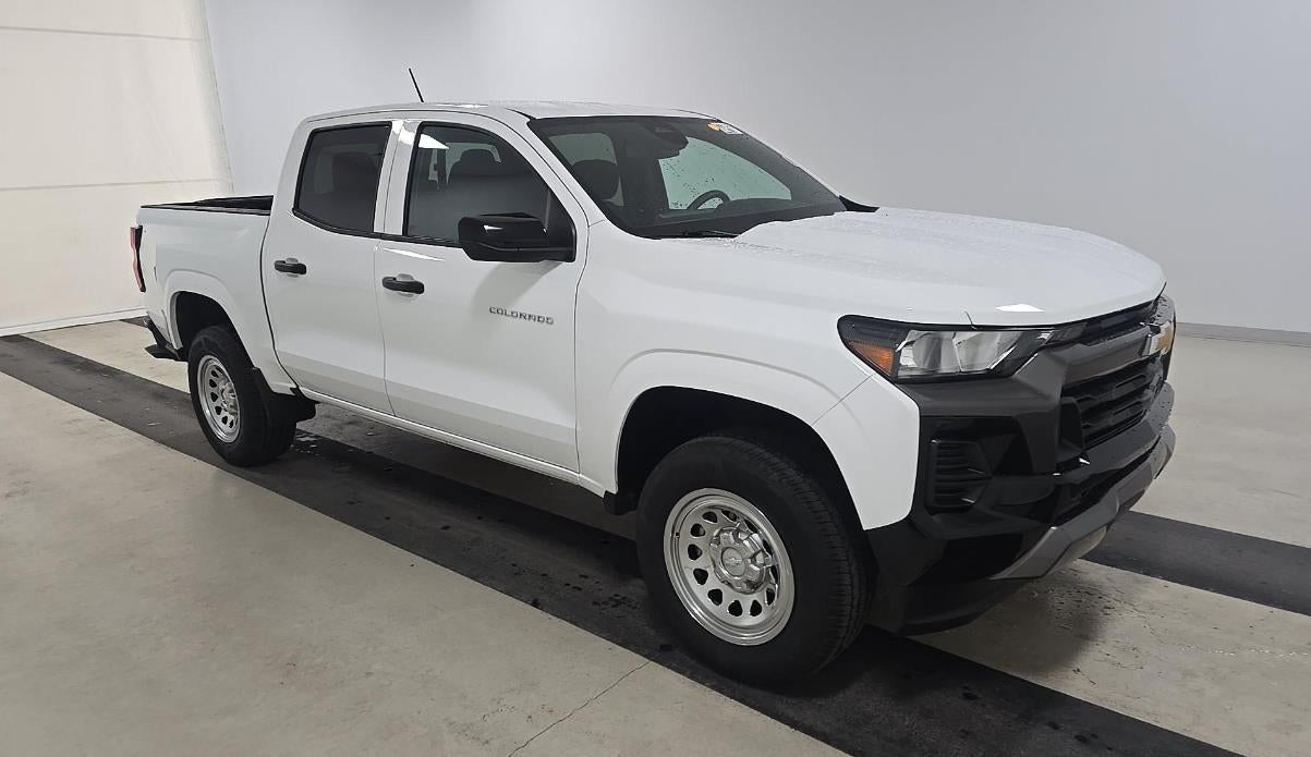 2024 Chevrolet Colorado WT