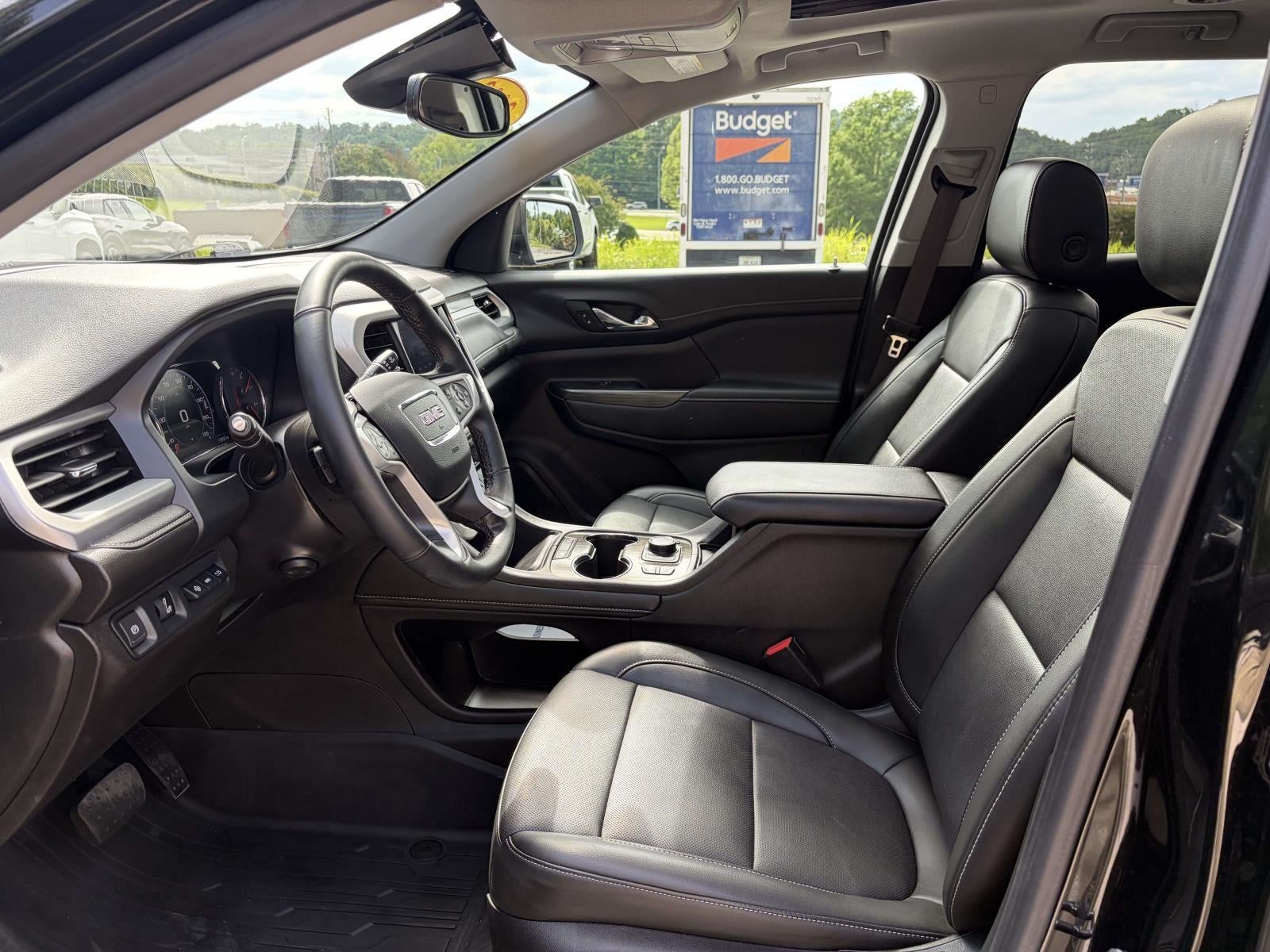 2023 GMC Acadia SLT