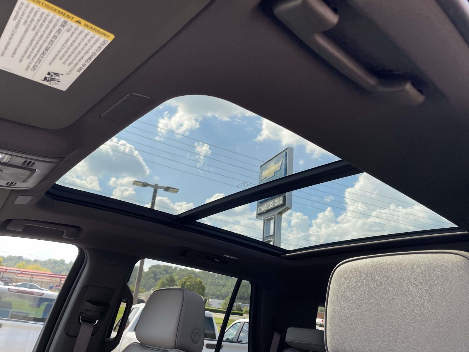 2025 GMC Yukon Elevation