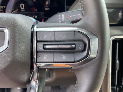 2025 GMC Yukon Elevation