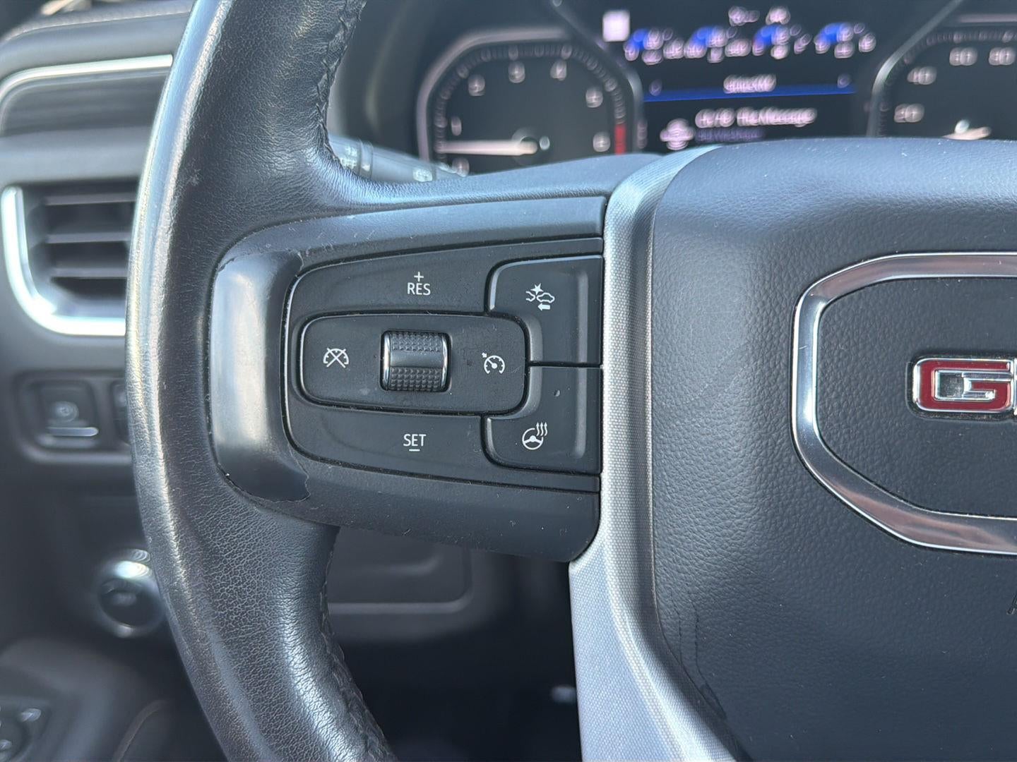 2021 GMC Yukon XL SLT
