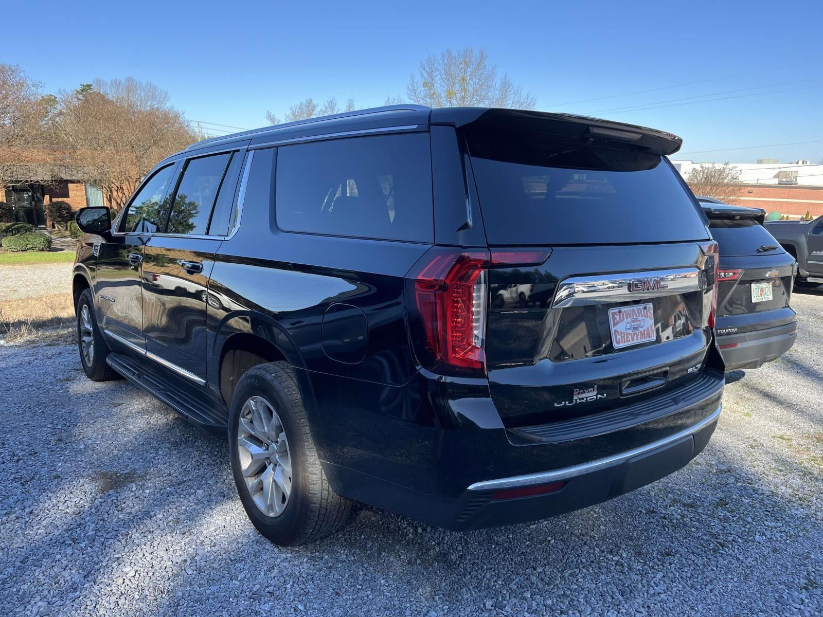 2023 GMC Yukon XL SLT