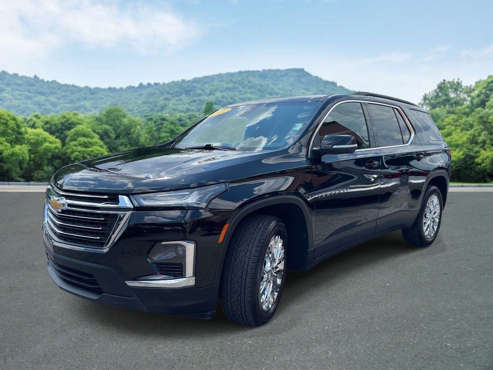 2022 Chevrolet Traverse LT Cloth