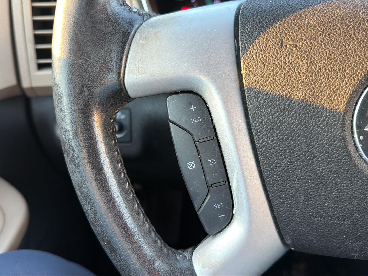 2011 Chevrolet Traverse LTZ