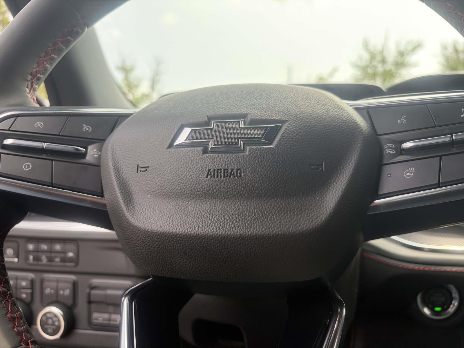 2025 Chevrolet Suburban RST