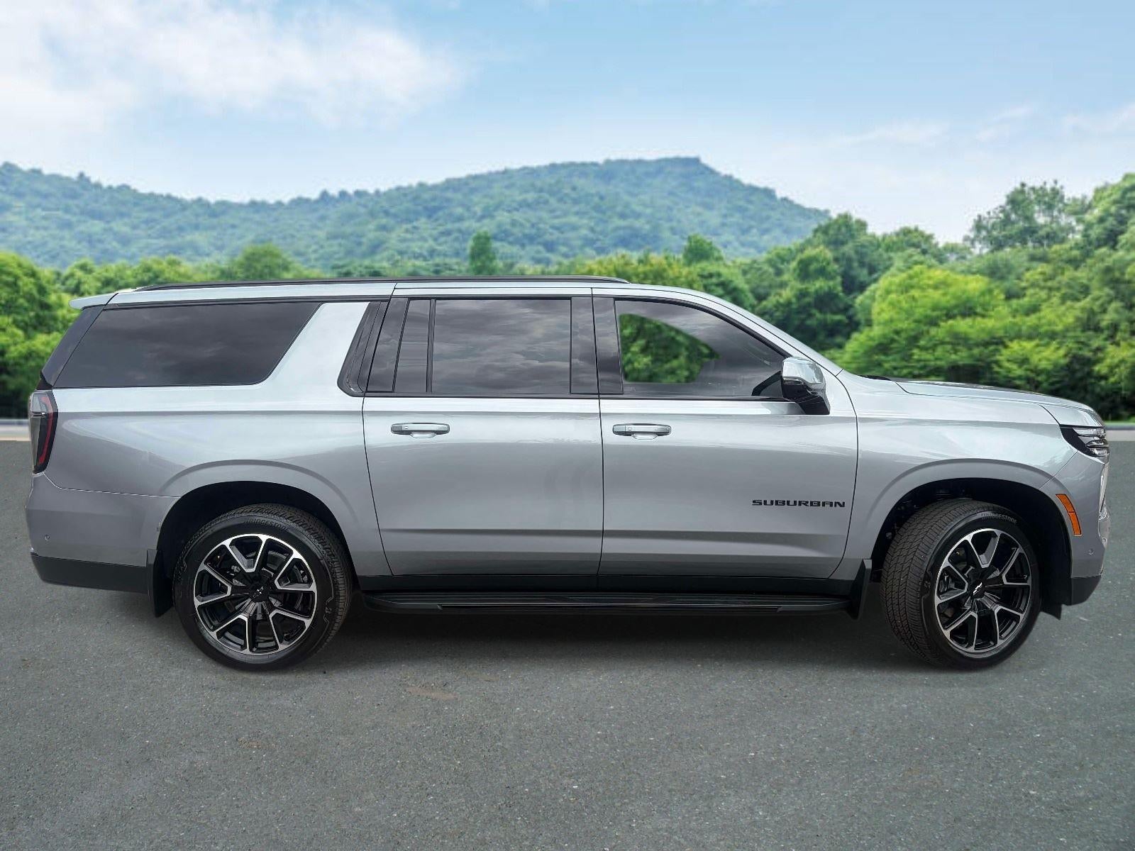 2025 Chevrolet Suburban RST