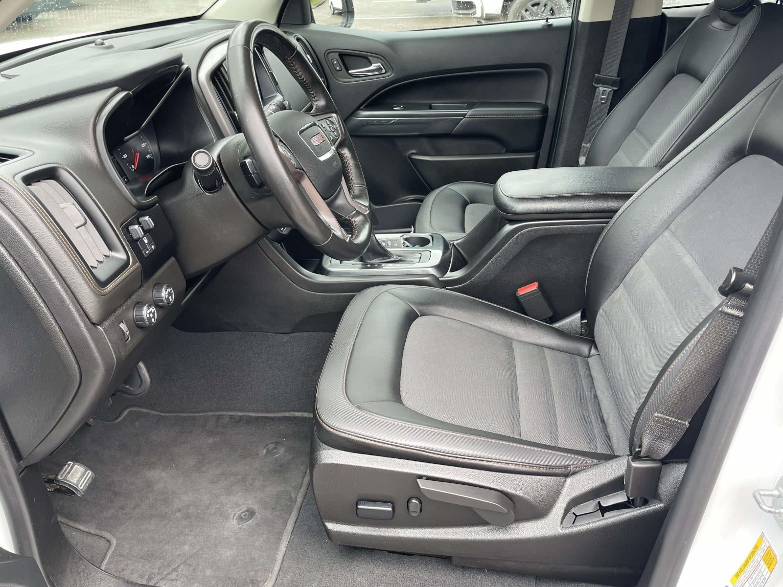 2022 GMC Canyon 4WD AT4 w/Cloth