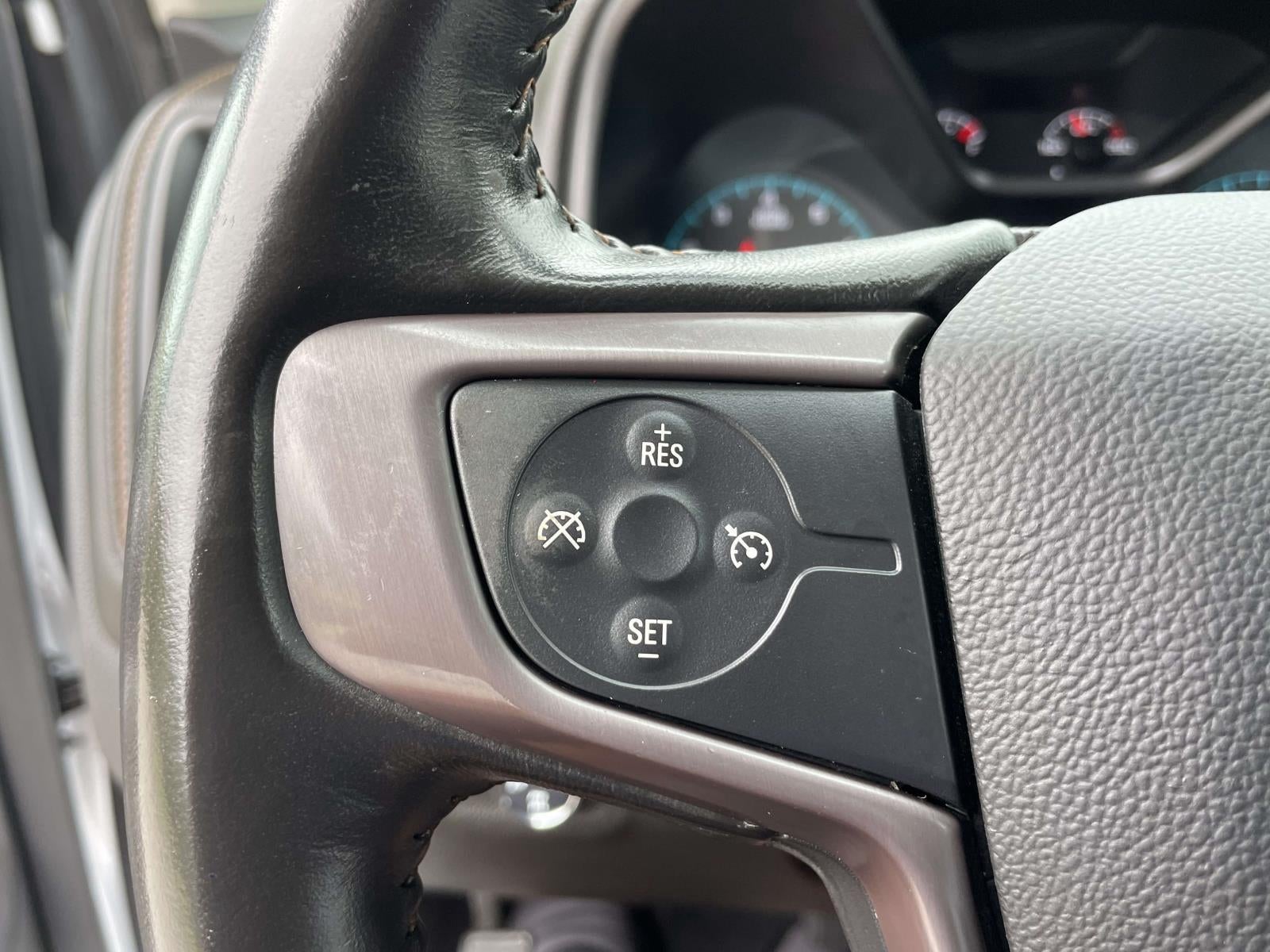 2022 GMC Canyon 4WD AT4 w/Cloth