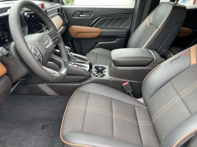 2024 GMC Canyon AT4