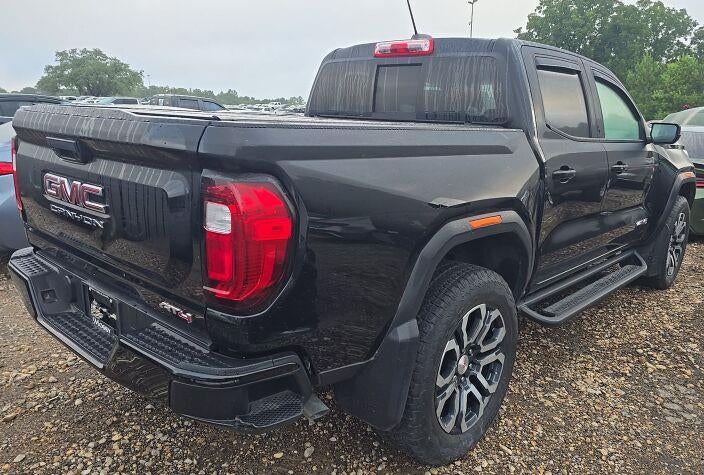 2024 GMC Canyon AT4